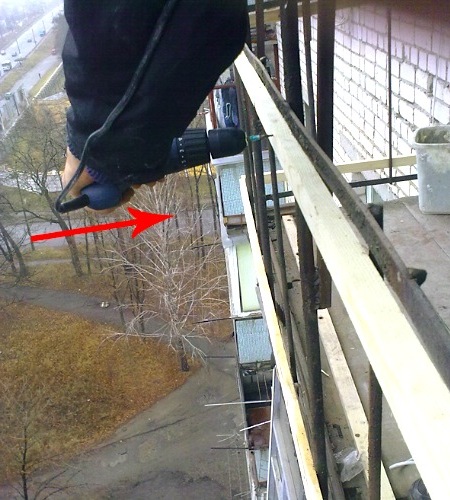 обшивка балкона профнастилом своими руками