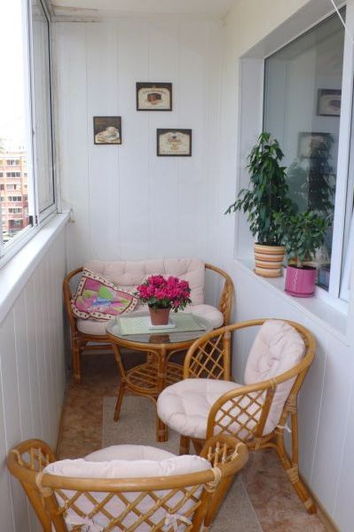 плетеная мебель для балкона