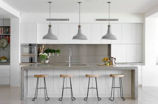 Красивые кухни 2016 - белая кухня в современном стиле