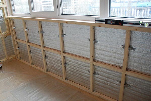 Как выполнить отделку балкона пластиковыми панелями