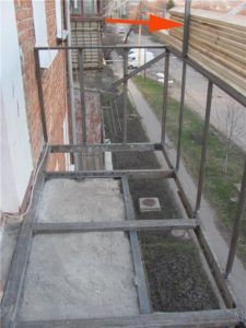 Внутренняя отделка балкона в хрущевке