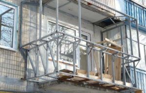 Усиление парапета лоджии и балкона