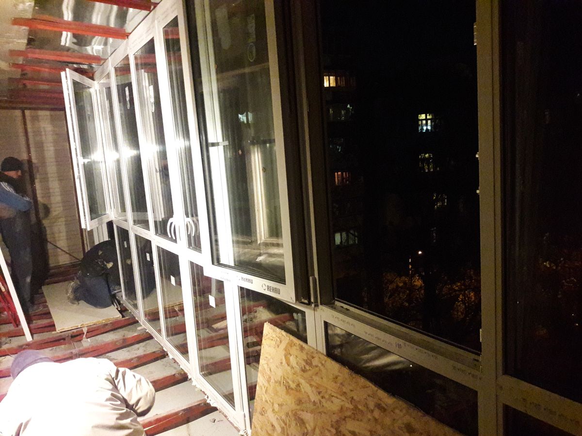 Монтаж французского балкона в Киеве