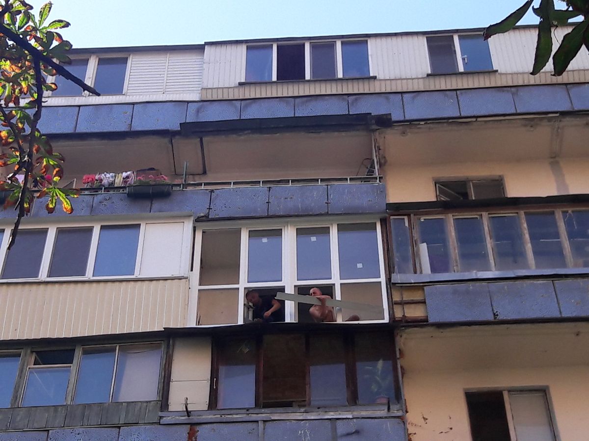 Остекление французского балкона в Киеве