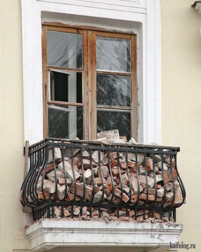 Смешные балконы (50 фото)