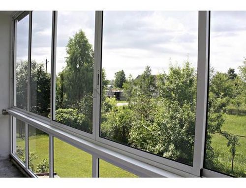 Алюминиевые раздвижные окна на балкон: как установить