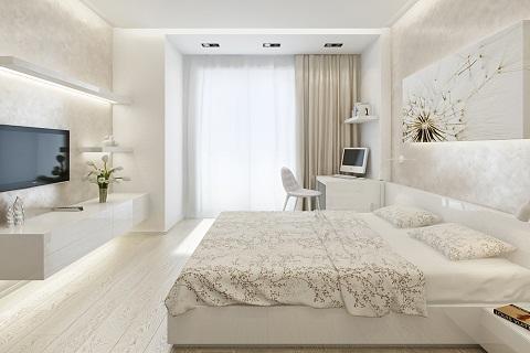 При оформлении стен спальни площадью 18 кв. м следует отдавать предпочтение светлым оттенкам 