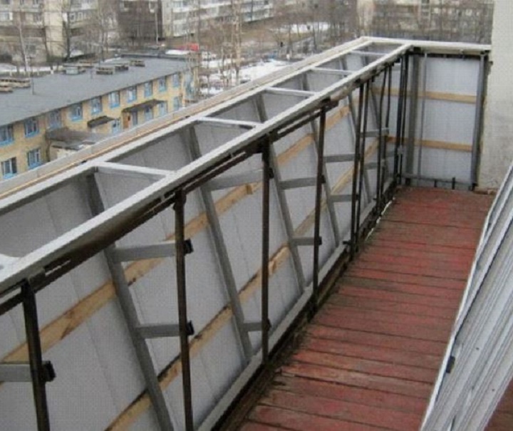 Выносное остекление балконов и лоджий