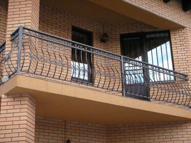 ограждение для балкона из металла 
