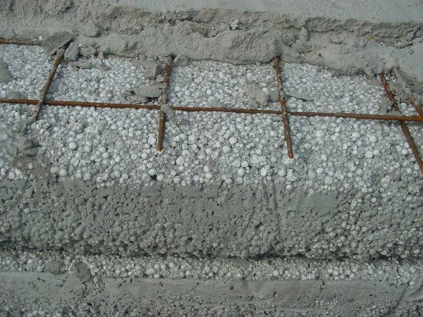 Устройство утепленного бетонного пола.