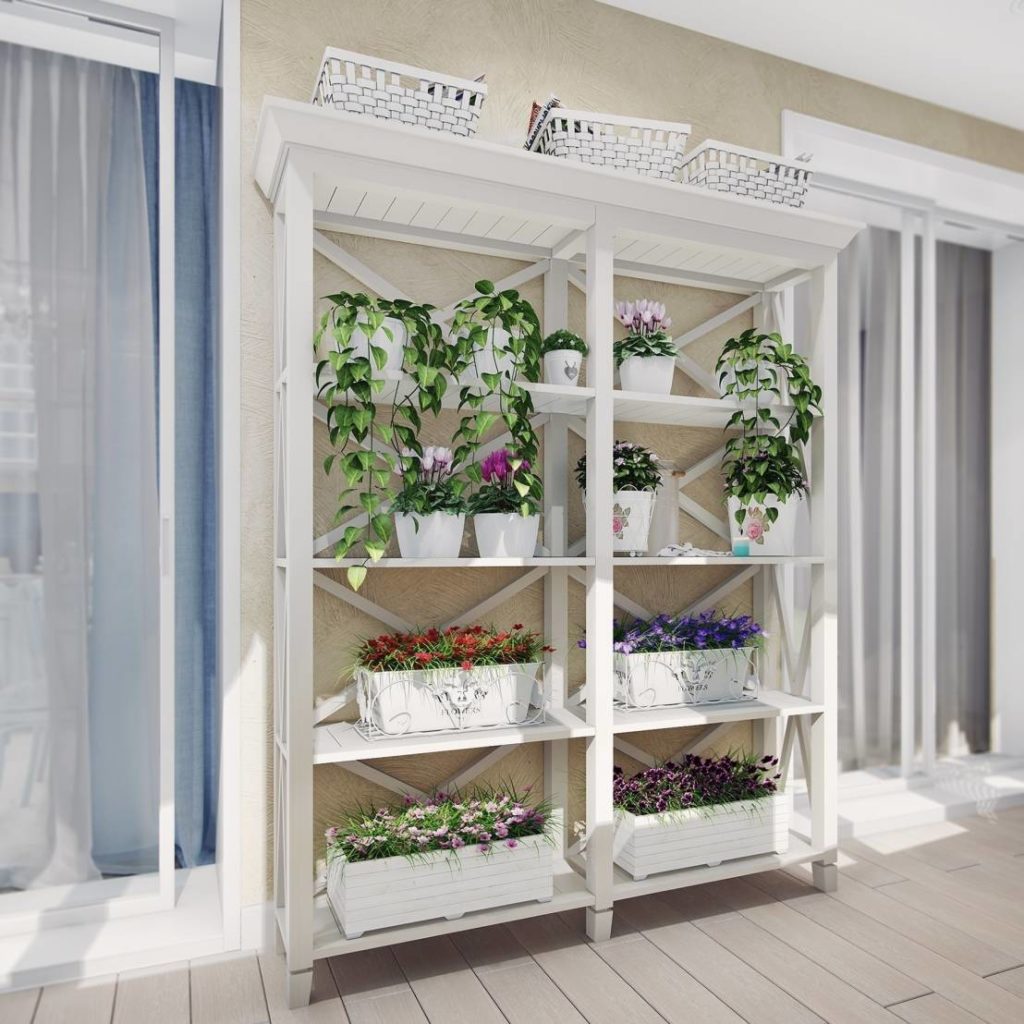 Украшение балкона живыми растениями