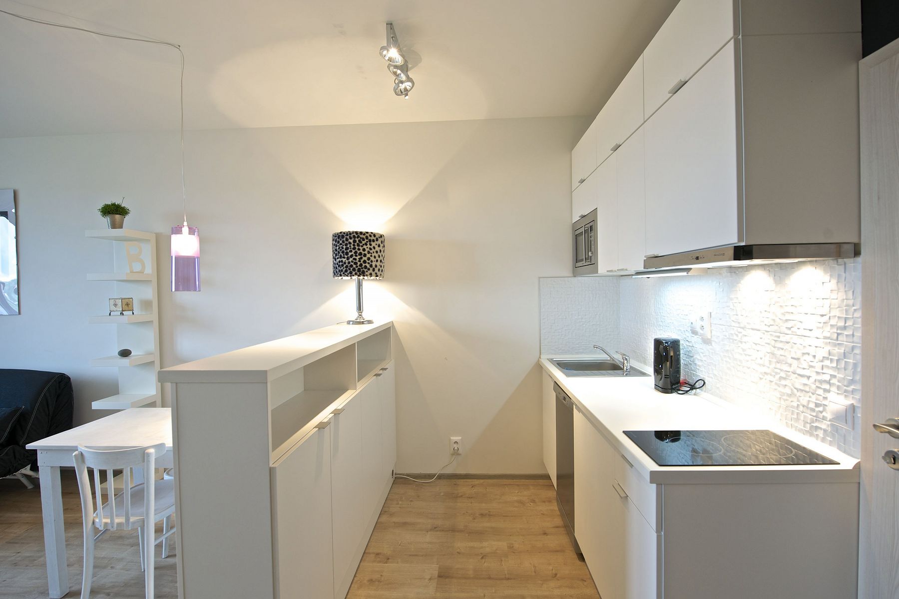 Кухня 9 кв м в квартире студии