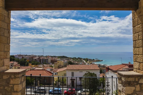 Вид с балкона на побережье в Таррагоне, Испания — стоковое фото