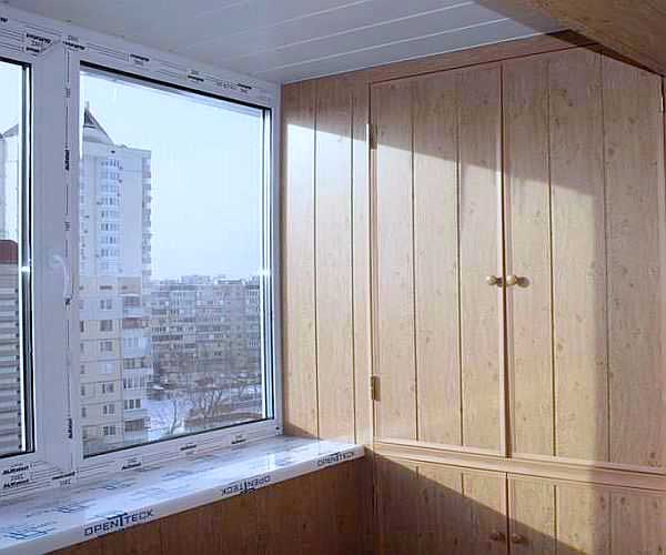 Совмещение балкона с комнатой 16