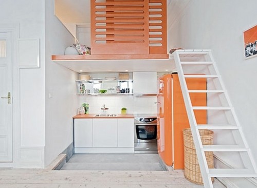 Дизайн маленькой кухни в двухуровневой квартире фото